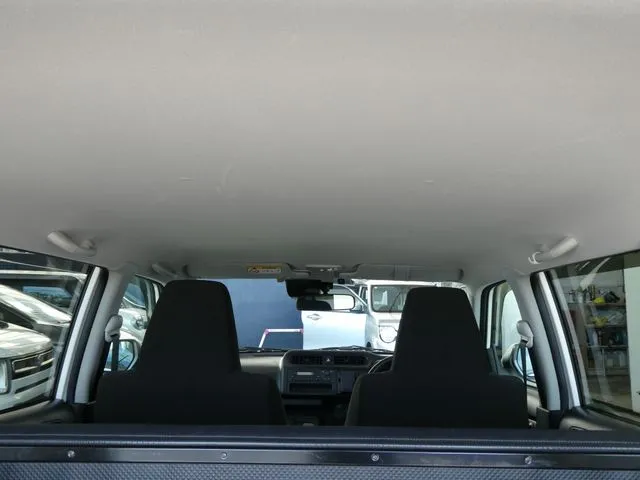 プロボックスバン　ハイブリッド（トヨタ）の車両写真