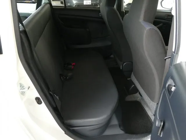 プロボックスバン　ハイブリッド（トヨタ）の車両写真