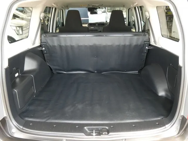 プロボックスバン　ハイブリッド（トヨタ）の車両写真