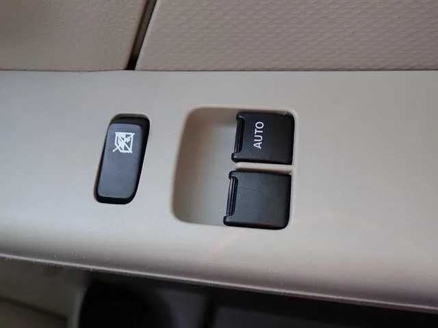 エブリイバン（スズキ）の車両写真