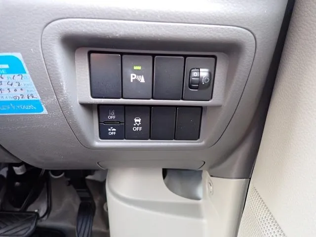 エブリイバン（スズキ）の車両写真