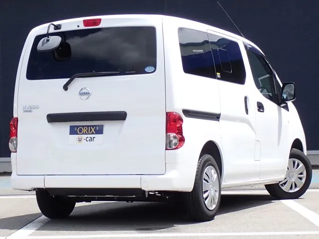 NV200バネットバン(ニッサン)の車両写真