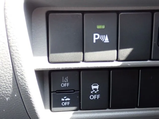 エブリイバン（スズキ）の車両写真