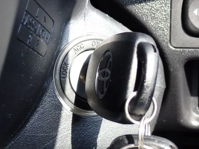 ハイエースバン　２ＷＤ（トヨタ）の車両写真