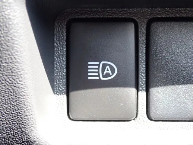 ハイエースバン　２ＷＤ（トヨタ）の車両写真