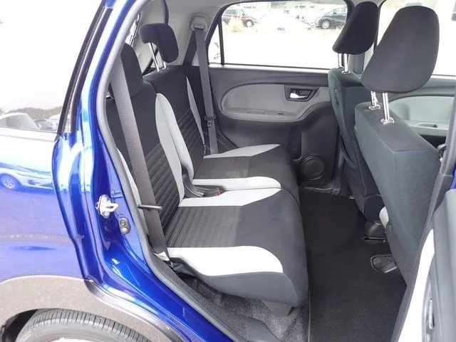 キャスト　アクティバ（ダイハツ）の車両写真