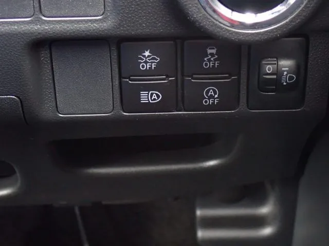 キャスト　アクティバ（ダイハツ）の車両写真