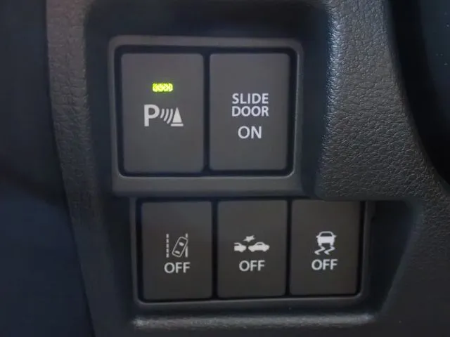 スペーシア　ギア（スズキ）の車両写真