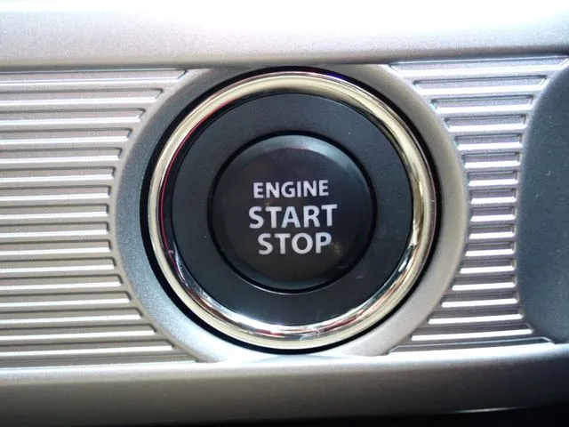 スペーシア　ギア（スズキ）の車両写真