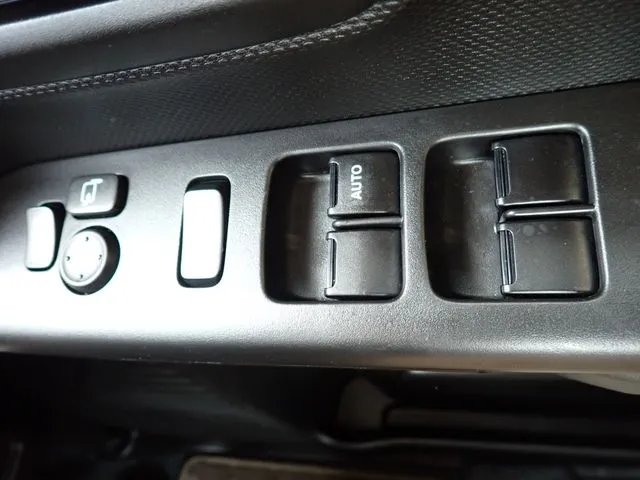 スペーシア　ギア（スズキ）の車両写真