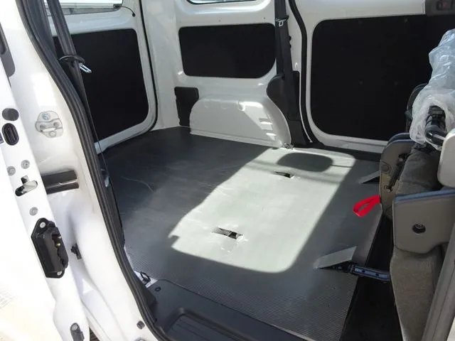 ＮＶ２００バネットバン（ニッサン）の車両写真