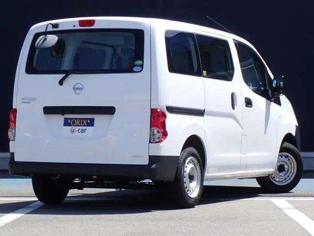 ＮＶ２００バネットバン（ニッサン）の車両写真