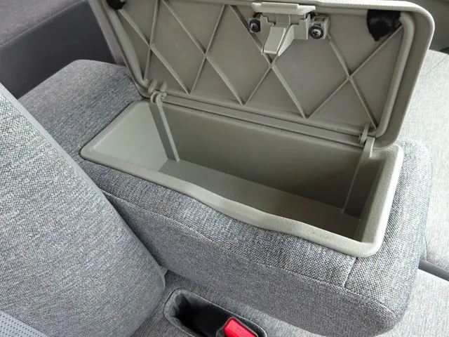 パッソ（トヨタ）の車両写真