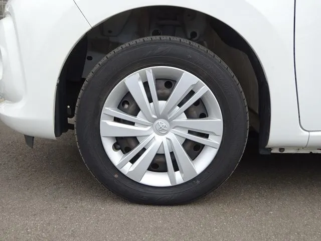 パッソ（トヨタ）の車両写真