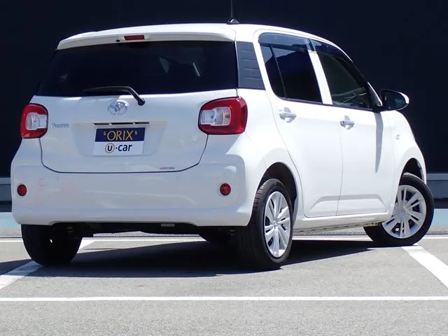 パッソ（トヨタ）の車両写真