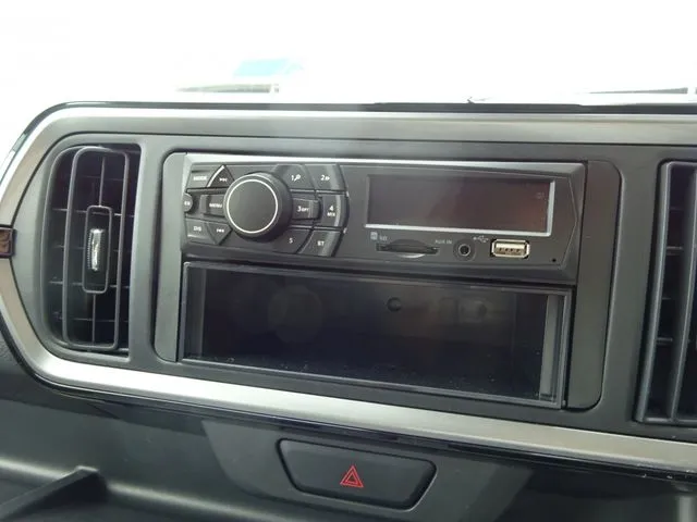 パッソ（トヨタ）の車両写真