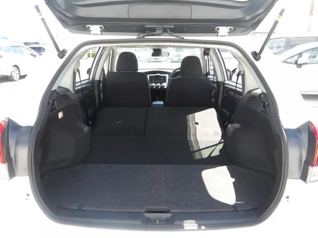 カローラフィールダー(トヨタ)の車両写真