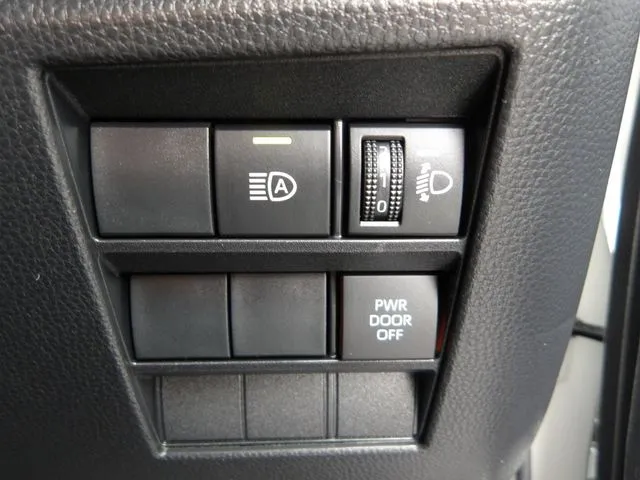 ノア（トヨタ）の車両写真