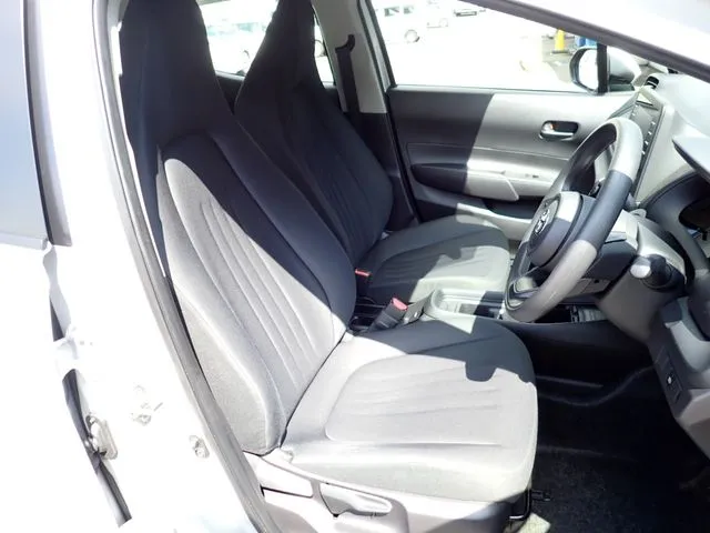 アクア（トヨタ）の車両写真