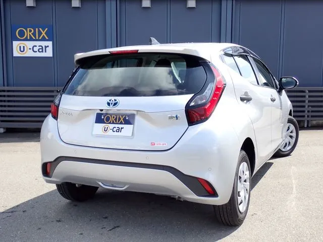 アクア（トヨタ）の車両写真