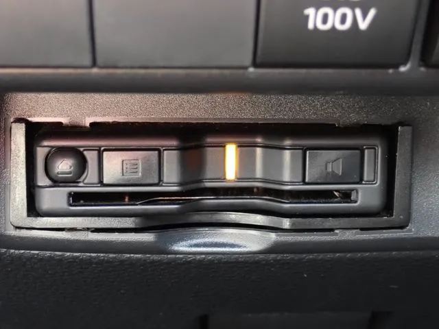 アクア（トヨタ）の車両写真