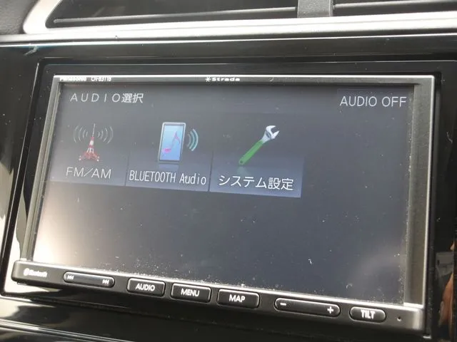 シャトル　ハイブリッド（ホンダ）の車両写真