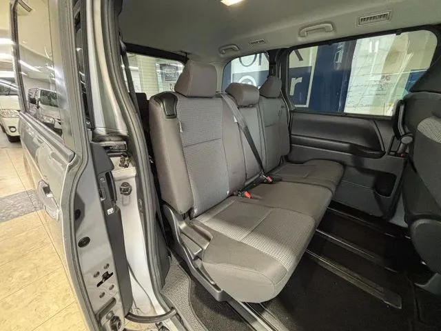 ノア（トヨタ）の車両写真