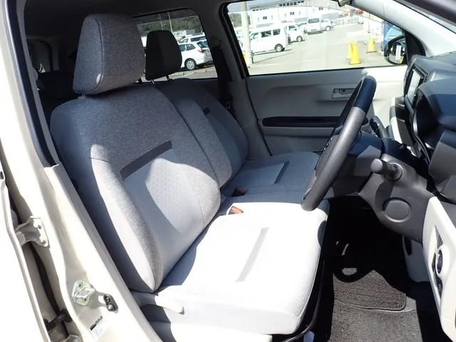 ブーン(ダイハツ)の車両写真