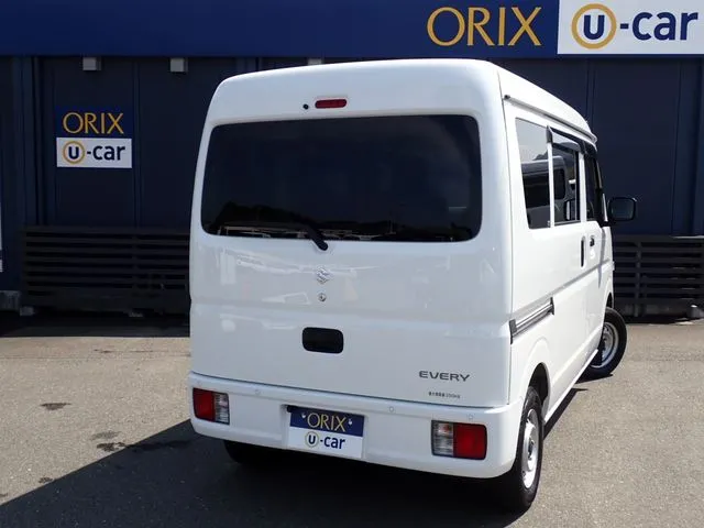 エブリイバン(スズキ)の車両写真