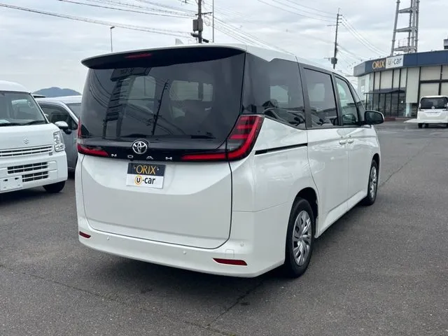 ノア（トヨタ）の車両写真