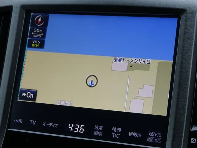 クラウン　セダン　ハイブリッド（トヨタ）の車両写真
