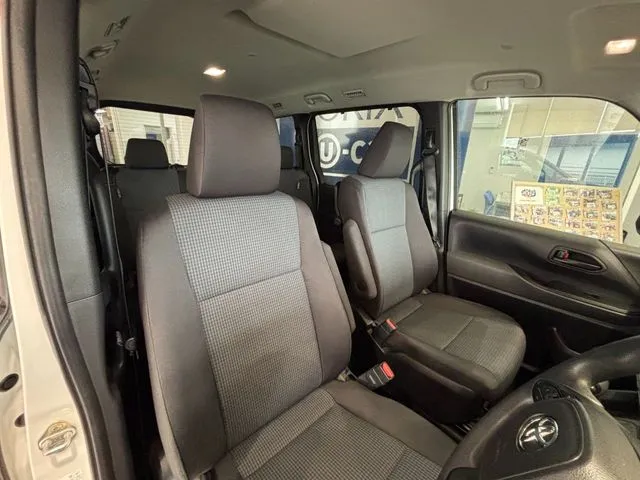 ノア（トヨタ）の車両写真