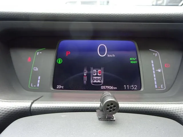 フィット　ｅ：ＨＥＶ（ホンダ）の車両写真