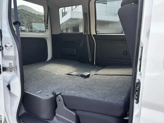 ハイゼットカーゴ（ダイハツ）の車両写真