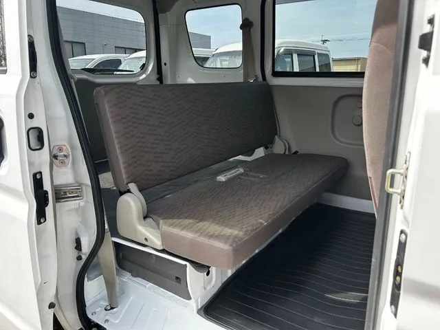 エブリイバン(スズキ)の車両写真