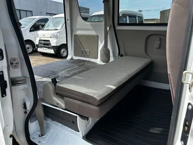 エブリイバン(スズキ)の車両写真