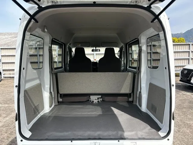 エブリイバン(スズキ)の車両写真