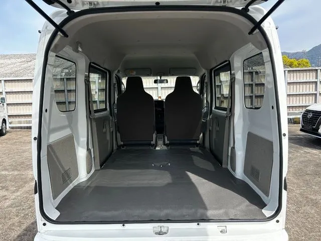 エブリイバン(スズキ)の車両写真