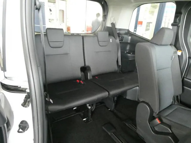 ノア（トヨタ）の車両写真