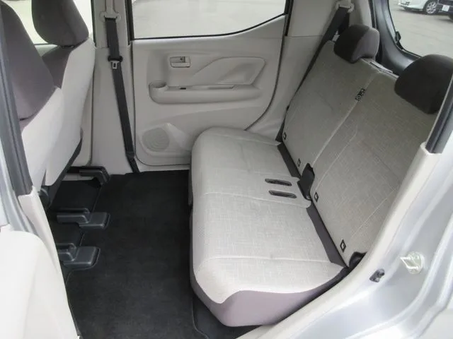 デイズ 4WD(ニッサン)の車両写真