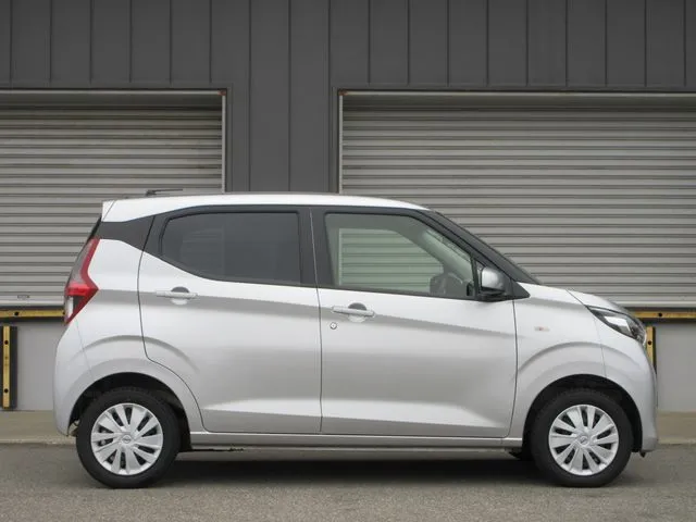 デイズ 4WD(ニッサン)の車両写真