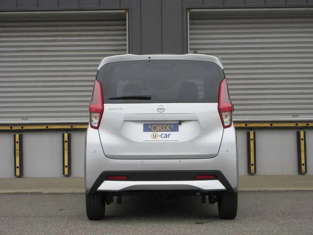 デイズ 4WD(ニッサン)の車両写真