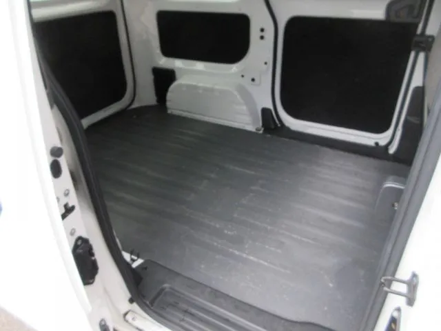 NV200バネットバン(ニッサン)の車両写真