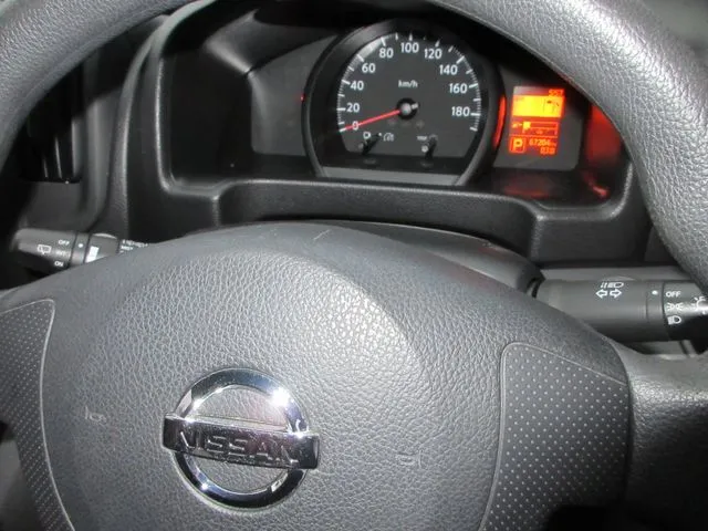 NV200バネットバン(ニッサン)の車両写真