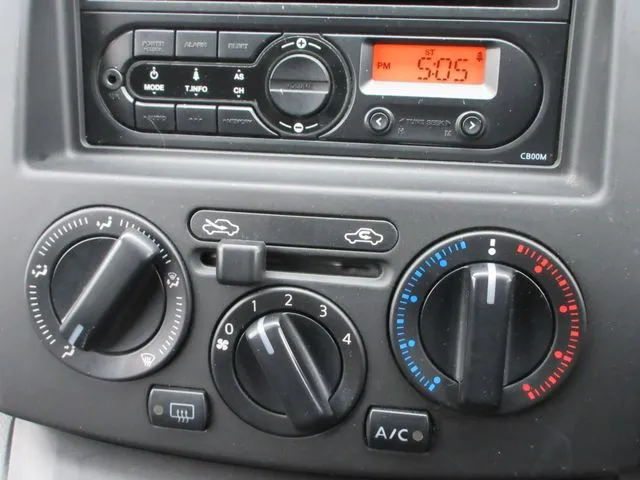 NV200バネットバン(ニッサン)の車両写真