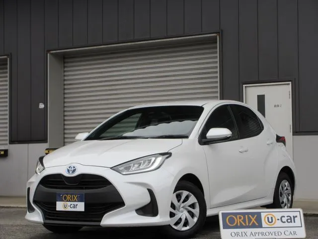 ヤリス　ハイブリッド（トヨタ）の車両写真