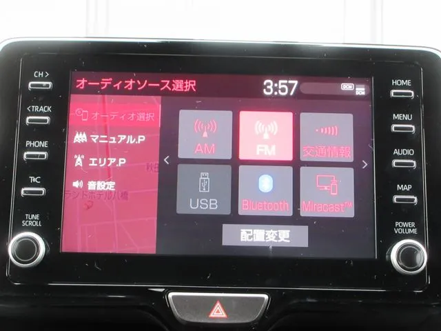 ヤリス　ハイブリッド（トヨタ）の車両写真