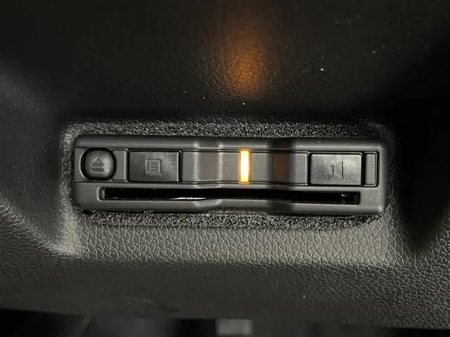 ホンダ　シャトル　ハイブリッド