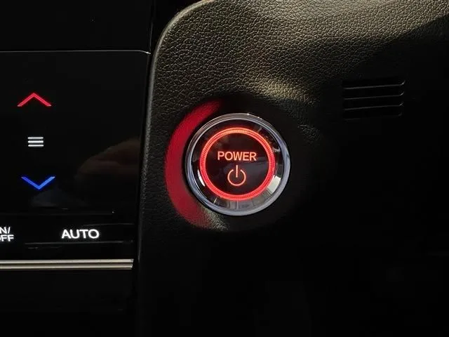 シャトル ハイブリッド(ホンダ)の車両写真