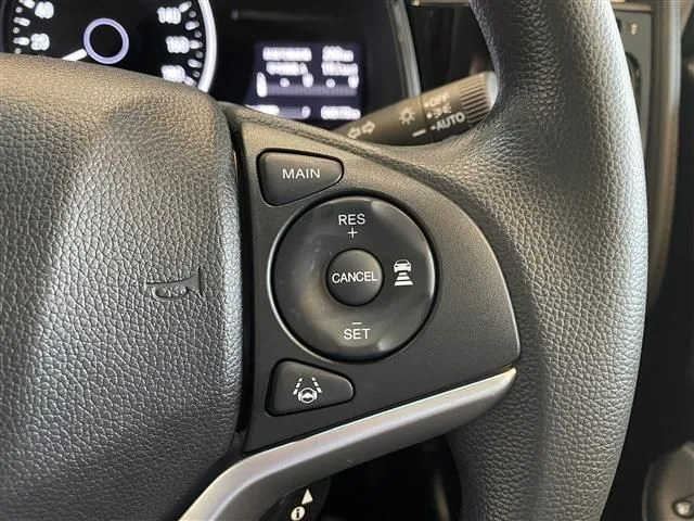 シャトル ハイブリッド(ホンダ)の車両写真